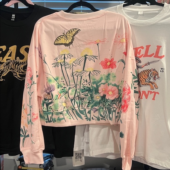 Floral Pink Sweatshirt NWOT - Picture 5 of 5